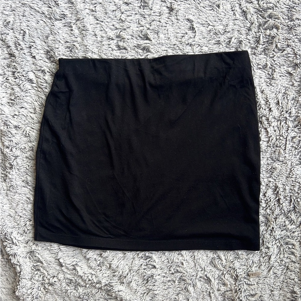 NWOT going out bejweled mini skirt from Express - Picture 4 of 4